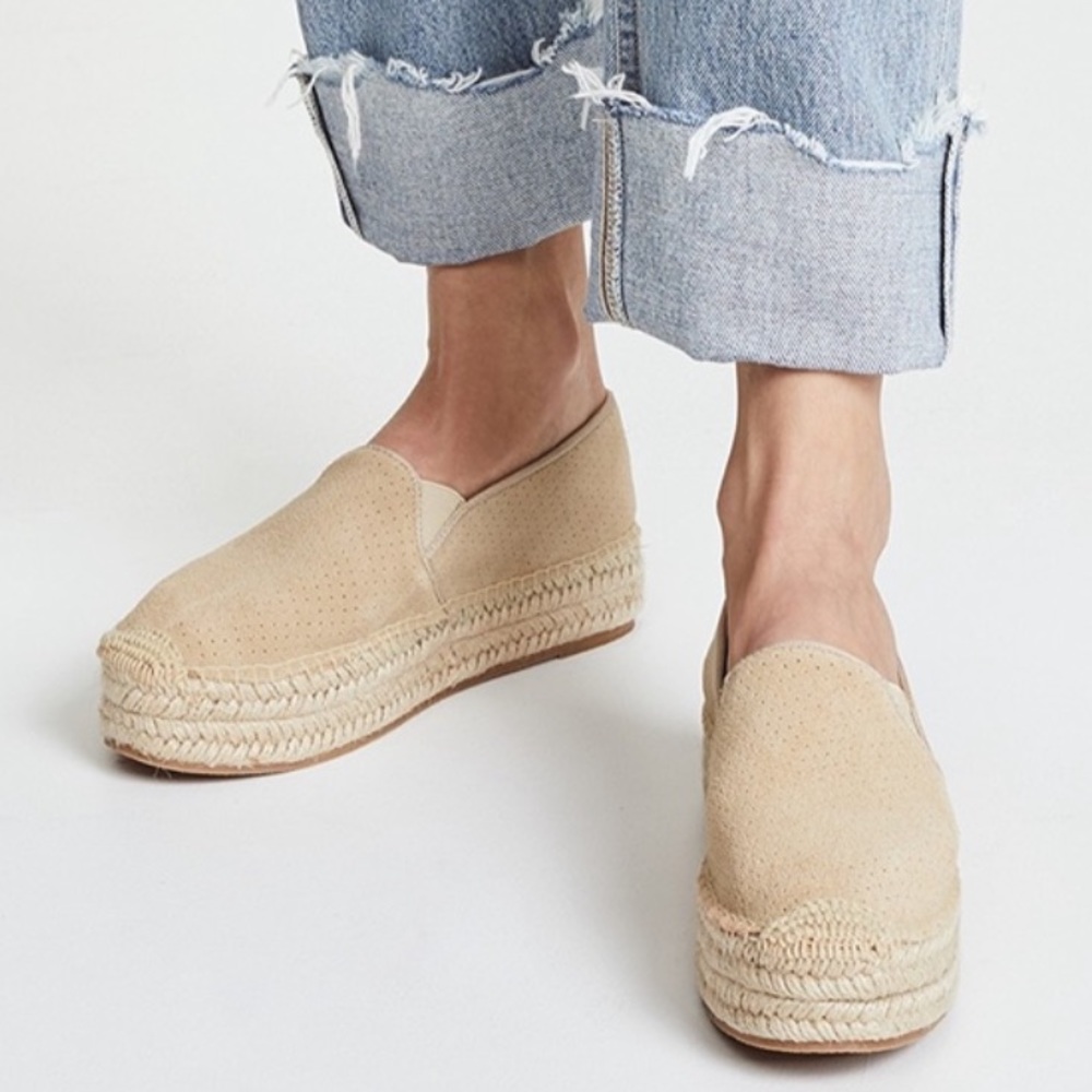 Soludos slip on